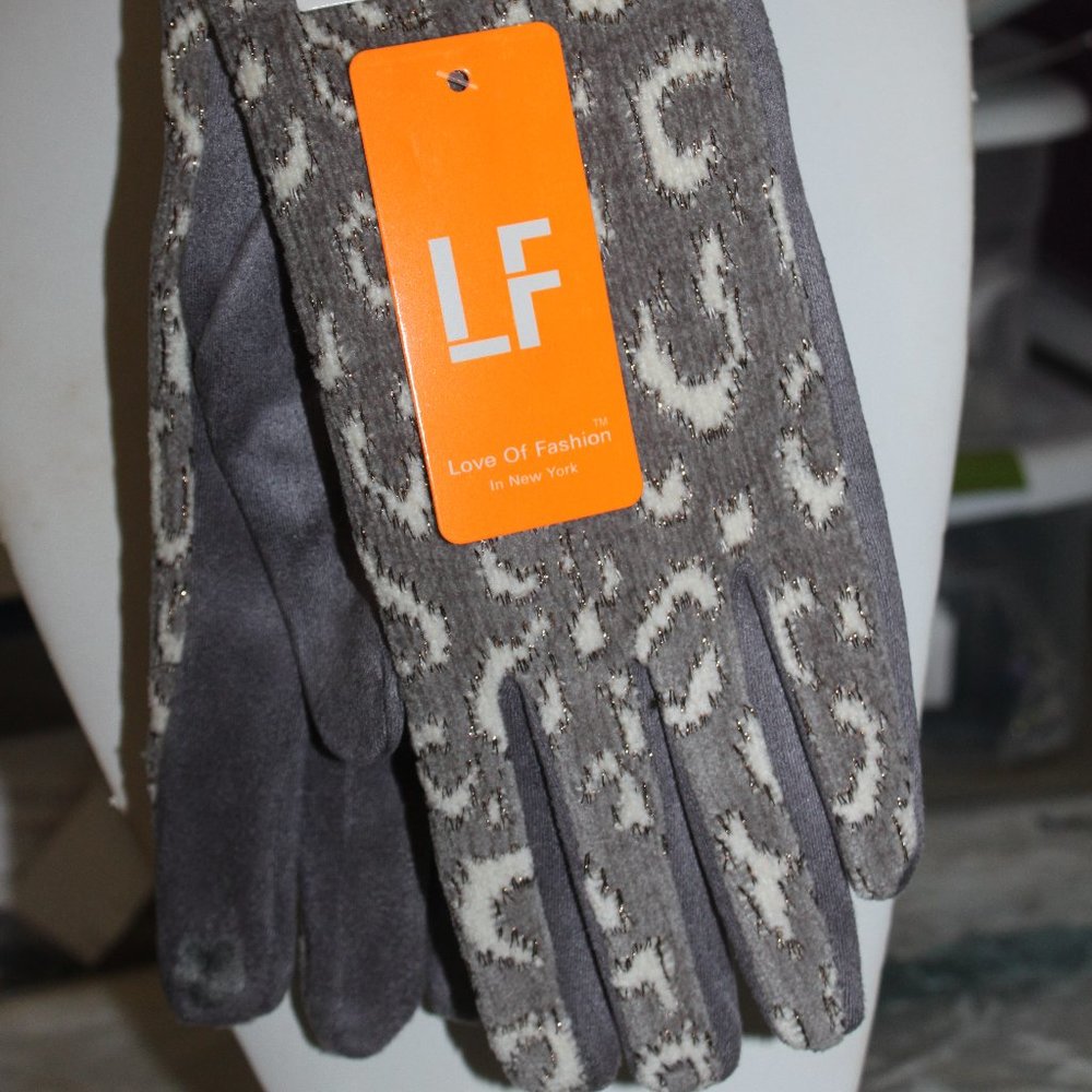 Gray Leopard gloves